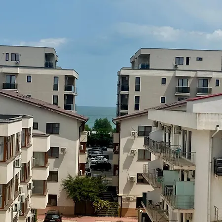 Vibe Mamaia Nord 4* Navodari