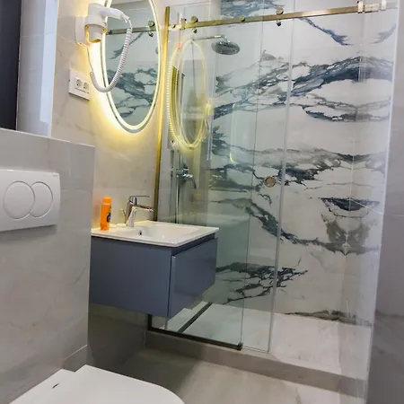 Vibe Mamaia Nord מלון 4*