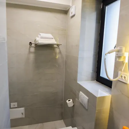 Vibe Mamaia Nord מלון 4*