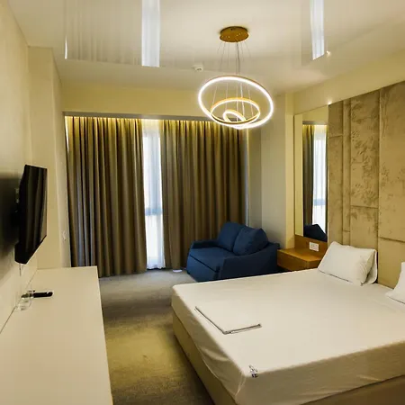 מלון Vibe Mamaia Nord 4*